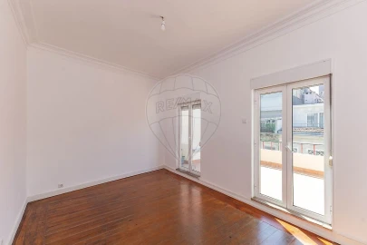 Apartamento T2 para Arrendamento em Cedofeita, Santo Ildefonso, Sé, Miragaia, São Nicolau e Vitória