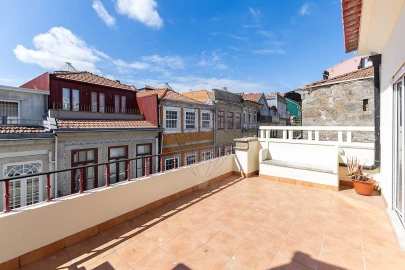 Apartamento T2 para Arrendamento em Cedofeita, Santo Ildefonso, Sé, Miragaia, São Nicolau e Vitória