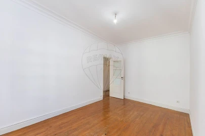 Apartamento T2 para Arrendamento em Cedofeita, Santo Ildefonso, Sé, Miragaia, São Nicolau e Vitória