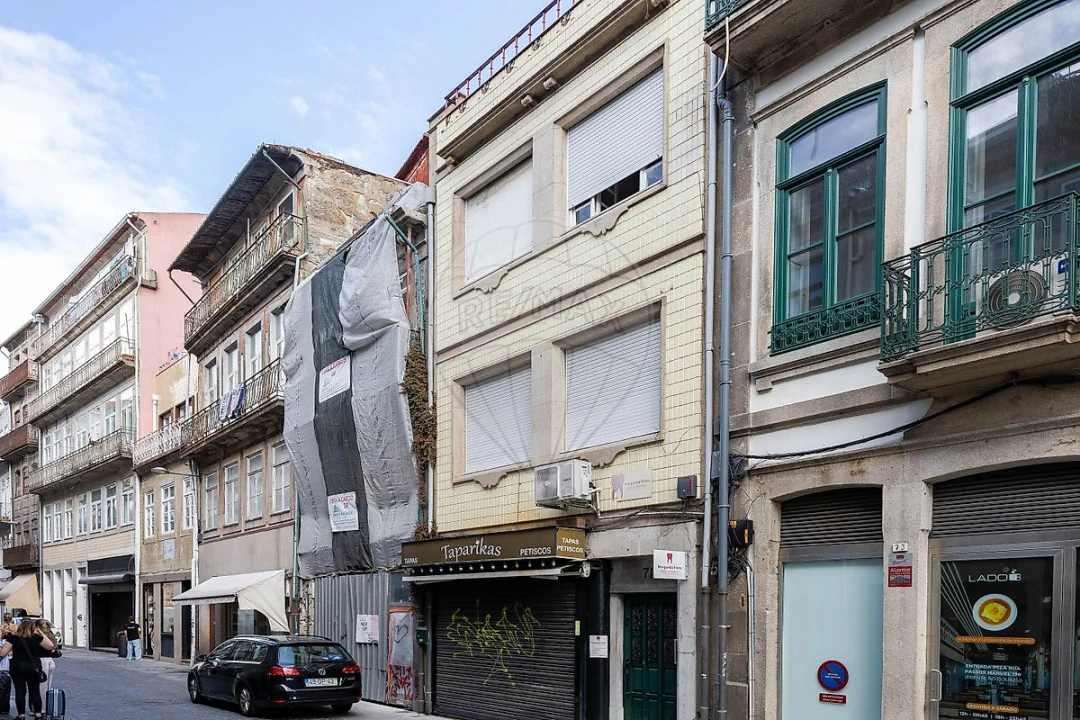 Apartamento T2 para Arrendamento em Cedofeita, Santo Ildefonso, Sé, Miragaia, São Nicolau e Vitória Foto 4