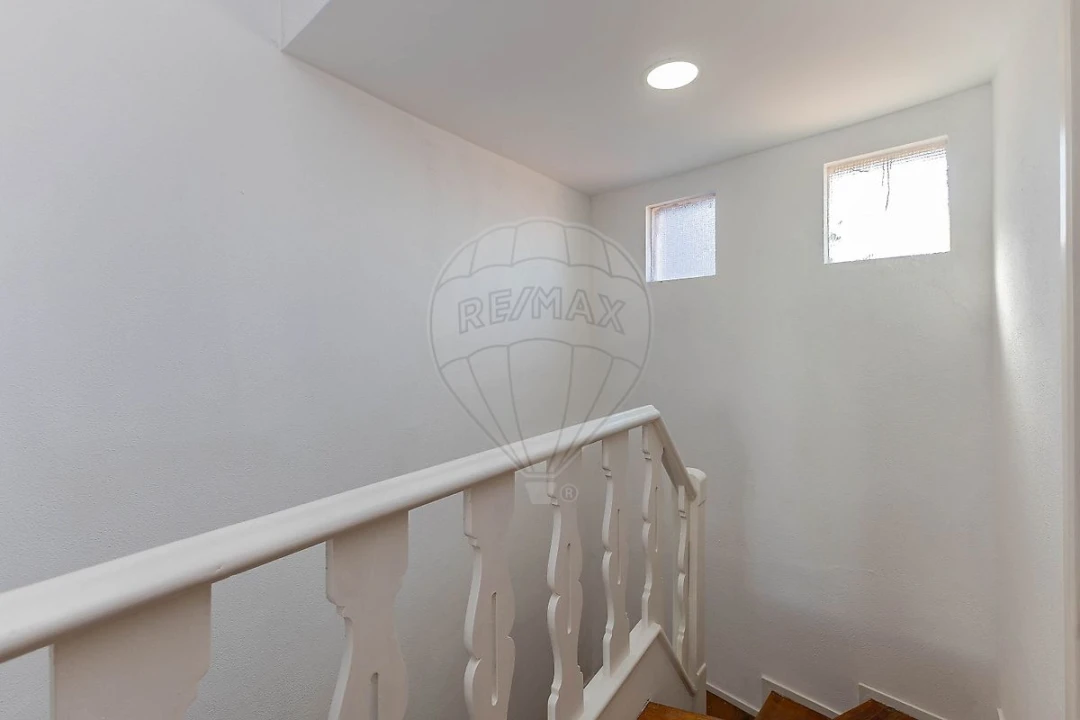 Apartamento T2 para Arrendamento em Cedofeita, Santo Ildefonso, Sé, Miragaia, São Nicolau e Vitória Foto 14