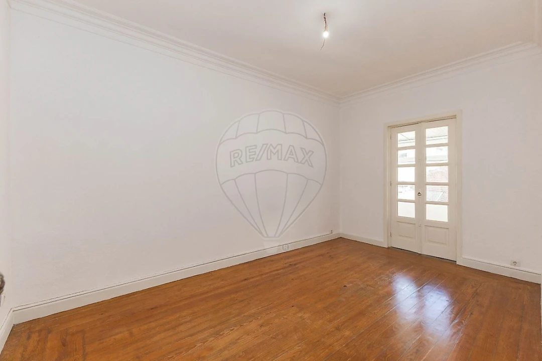 Apartamento T2 para Arrendamento em Cedofeita, Santo Ildefonso, Sé, Miragaia, São Nicolau e Vitória Foto 9