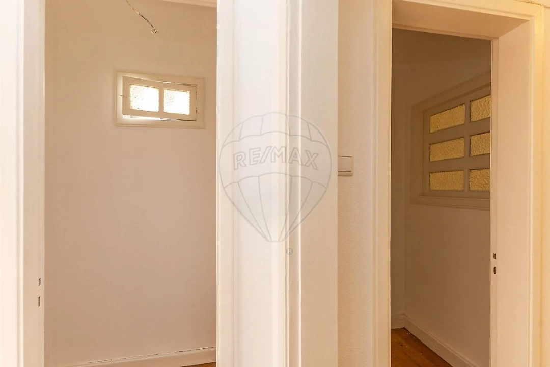 Apartamento T2 para Arrendamento em Cedofeita, Santo Ildefonso, Sé, Miragaia, São Nicolau e Vitória Foto 13