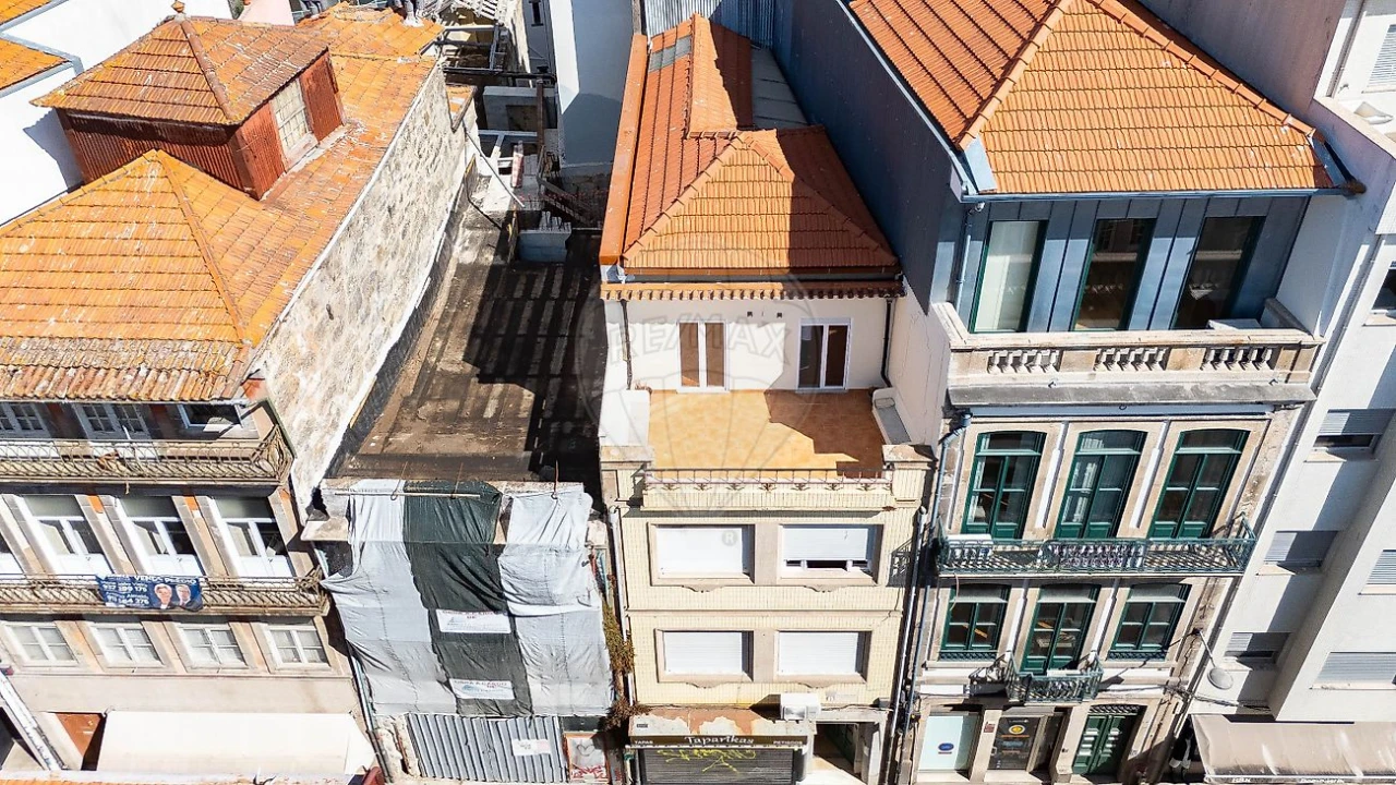 Apartamento T2 para Arrendamento em Cedofeita, Santo Ildefonso, Sé, Miragaia, São Nicolau e Vitória Foto 29