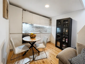 Apartamento para Venda em Cedofeita, Santo Ildefonso, Sé, Miragaia, São Nicolau e Vitória