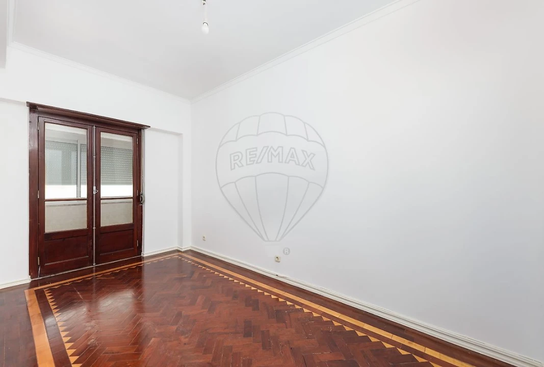 Apartamento T3 para Arrendamento em São Vicente Foto 14