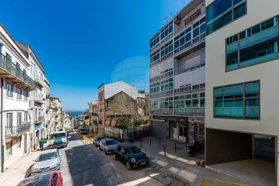 Apartamento T3 para Arrendamento em São Vicente