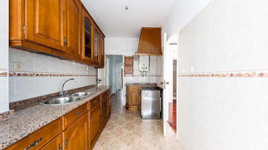 Apartamento T3 para Arrendamento em São Vicente