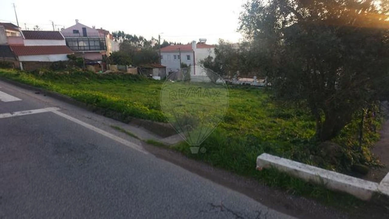 Terreno para Venda em Almargem do Bispo, Pêro Pinheiro e Montelavar Foto 5