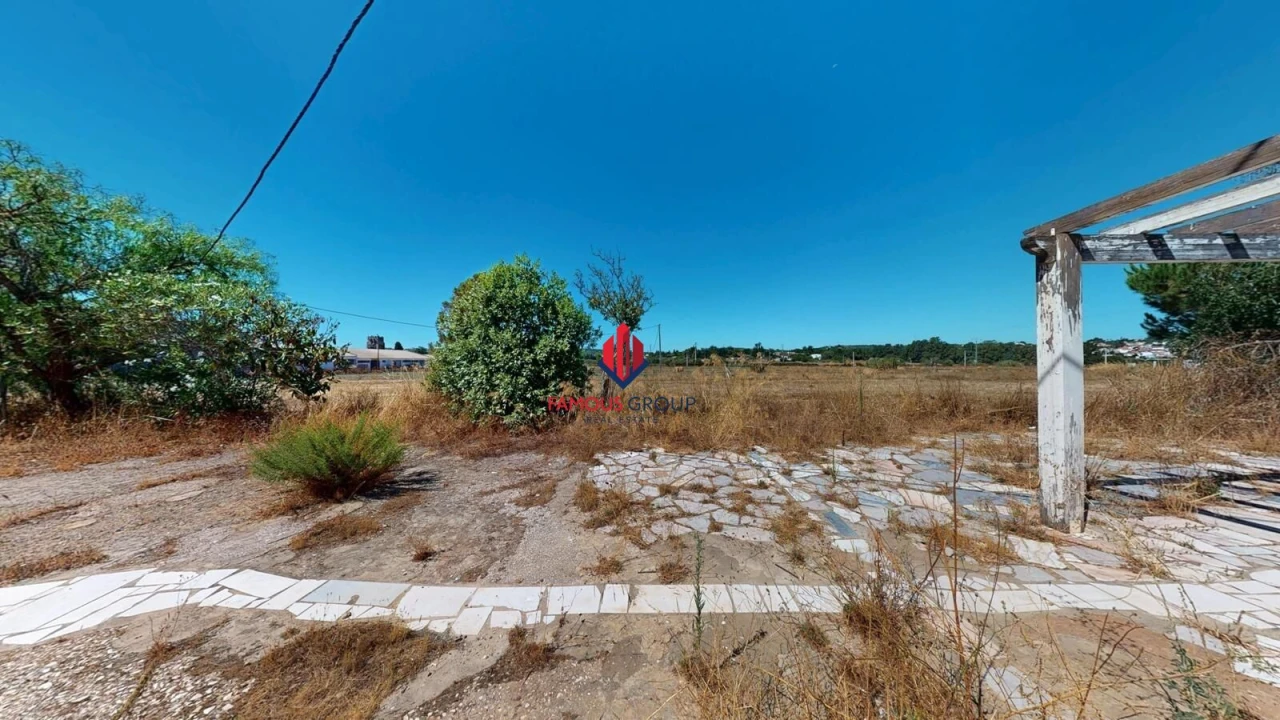Moradia T7 para Venda em Lagos (São Sebastião e Santa Maria) Foto 50