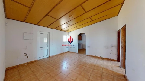 Moradia T7 para Venda em Lagos (São Sebastião e Santa Maria)