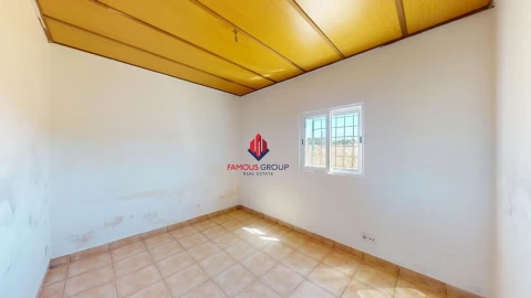 Moradia T7 para Venda em Lagos (São Sebastião e Santa Maria)