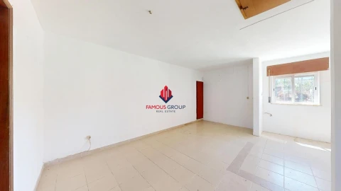 Moradia T7 para Venda em Lagos (São Sebastião e Santa Maria)