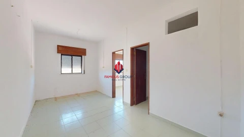 Moradia T7 para Venda em Lagos (São Sebastião e Santa Maria)