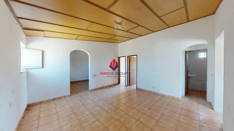 Moradia T7 para Venda em Lagos (São Sebastião e Santa Maria)