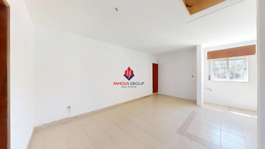 Moradia T7 para Venda em Lagos (São Sebastião e Santa Maria) Foto 34