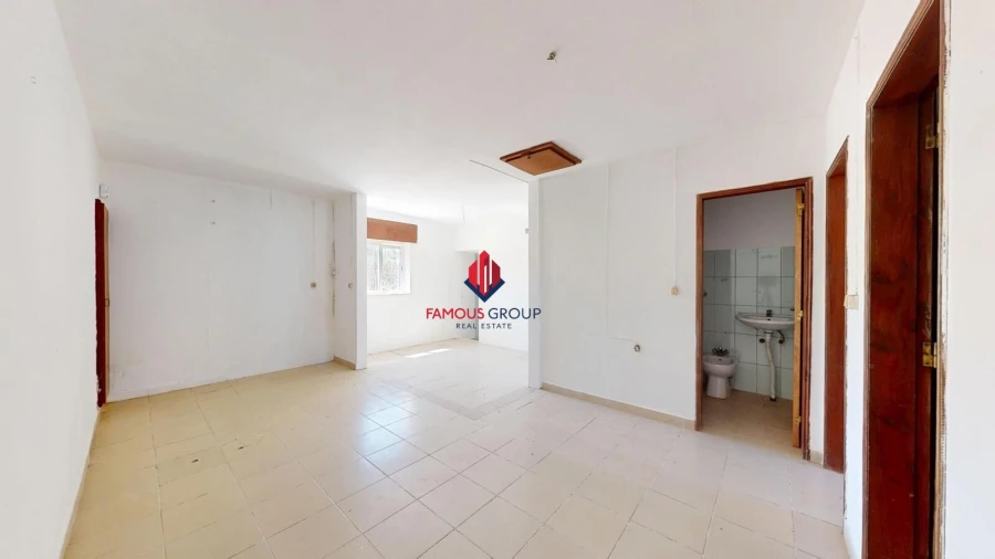 Moradia T7 para Venda em Lagos (São Sebastião e Santa Maria) Foto 35