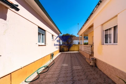 Moradia T3 para Venda em Mindelo