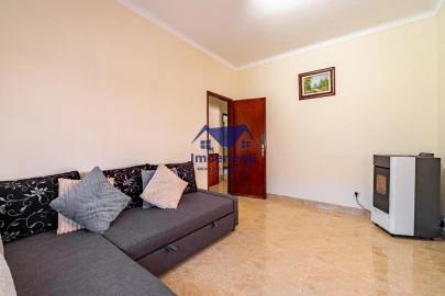 Moradia T3 para Venda em Mindelo