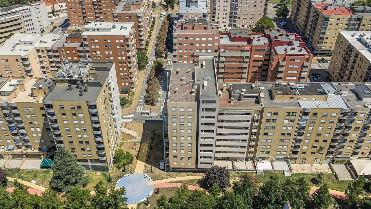 Apartamento T3 para Venda em São Vitor (Braga) Foto 25