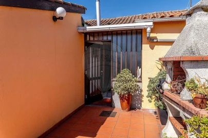 Moradia T3 para Venda em Ferreiros, Prozelo e Besteiros