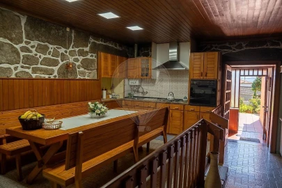Moradia T3 para Venda em Ferreiros, Prozelo e Besteiros