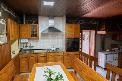 Moradia T3 para Venda em Ferreiros, Prozelo e Besteiros