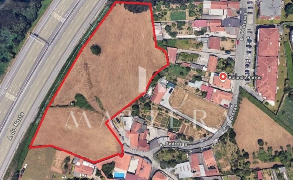 Terreno para Venda em Grijó e Sermonde Foto 1