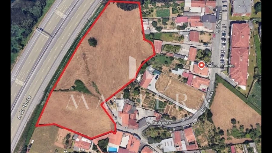 Terreno para Venda em Grijó e Sermonde