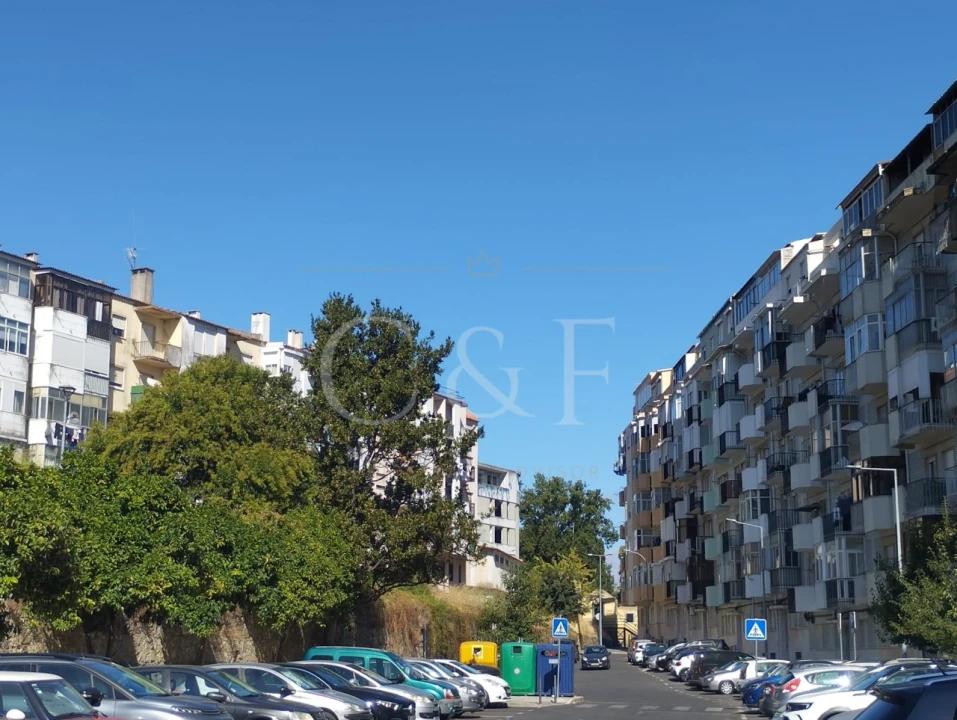 Apartamento T2 para Venda em Águas Livres Foto 32