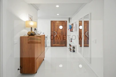 Moradia T4 para Venda em Quarteira