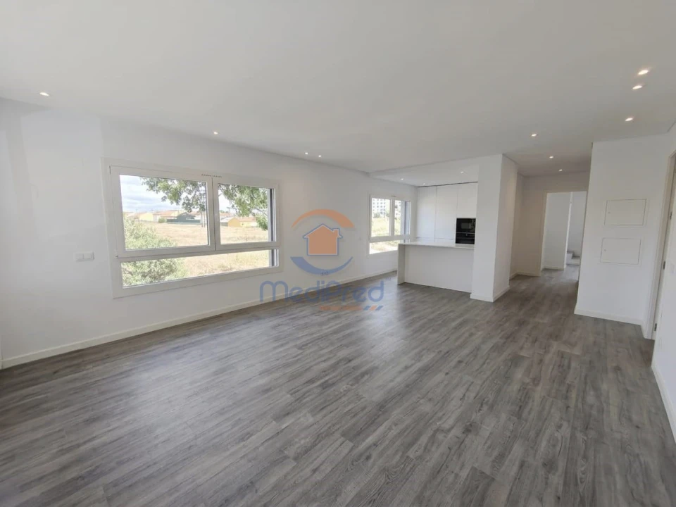 Apartamento T1 para Venda em Montijo e Afonsoeiro Foto 1