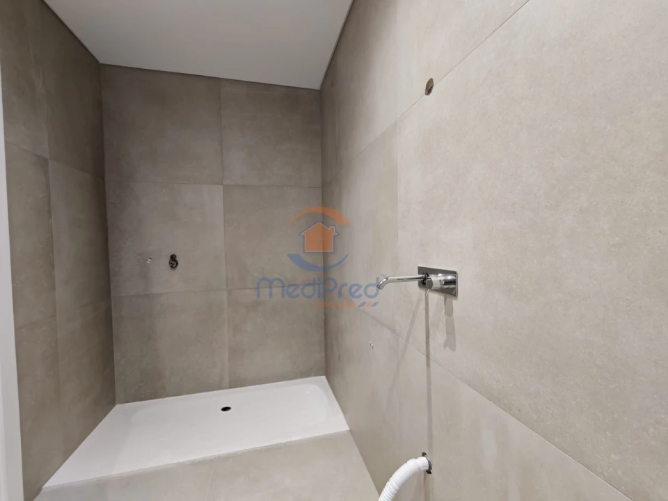 Apartamento T1 para Venda em Montijo e Afonsoeiro Foto 7