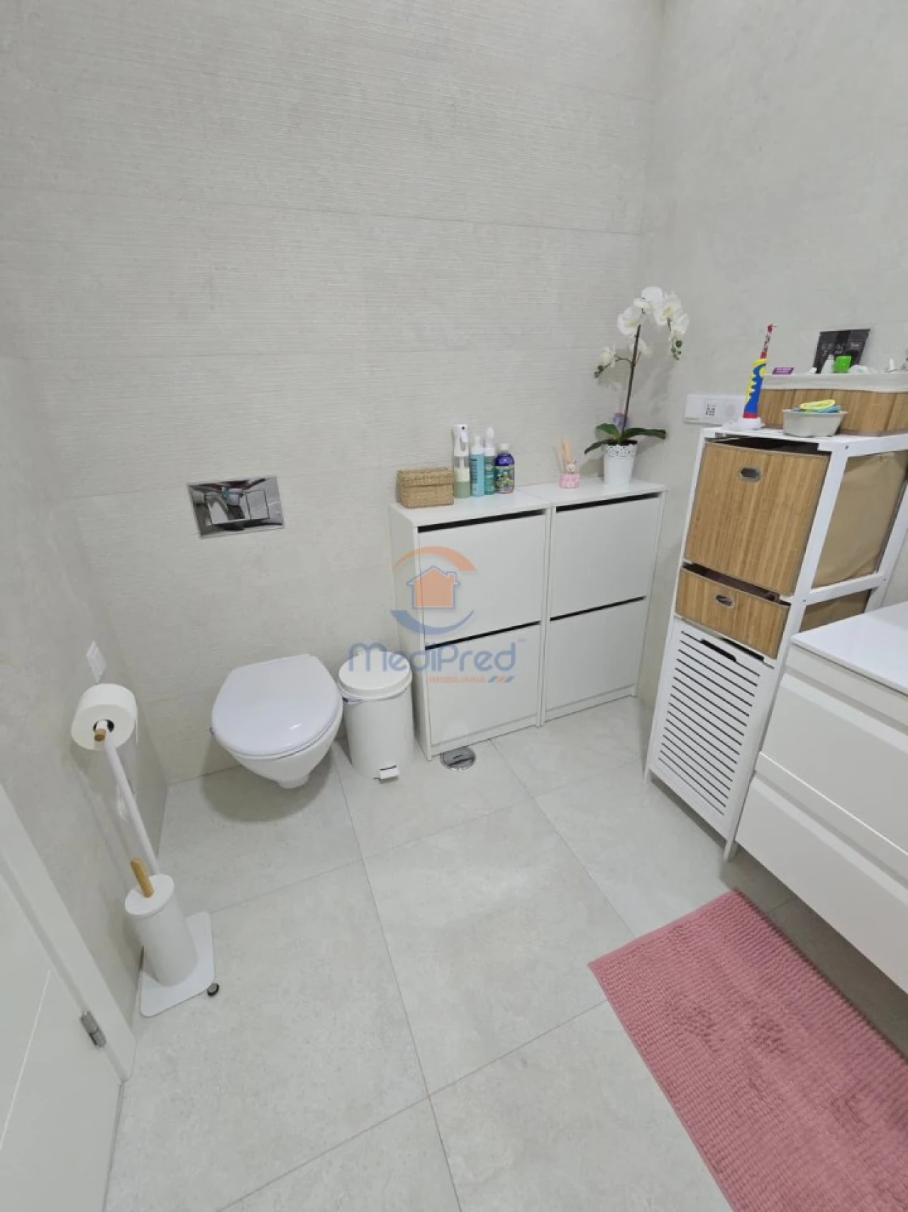 Apartamento T2 para Venda em Pontinha e Famões Foto 17