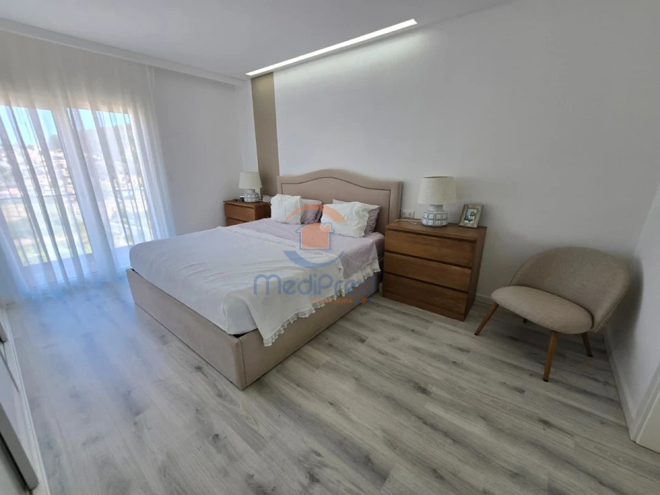 Apartamento T2 para Venda em Pontinha e Famões Foto 19