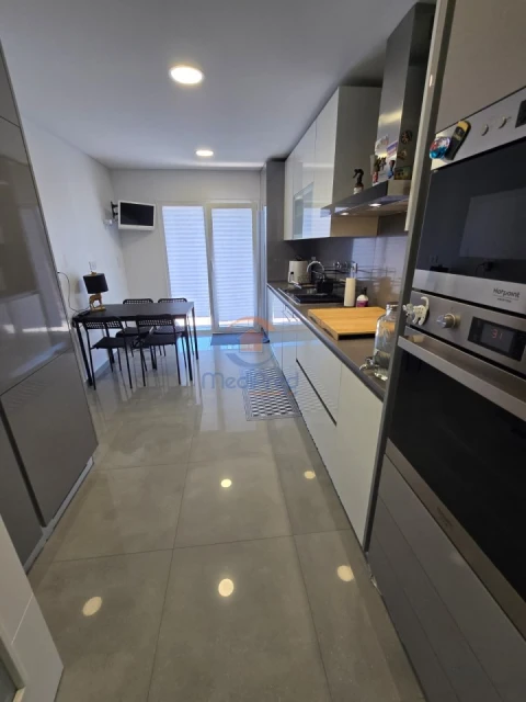 Apartamento T2 para Venda em Pontinha e Famões