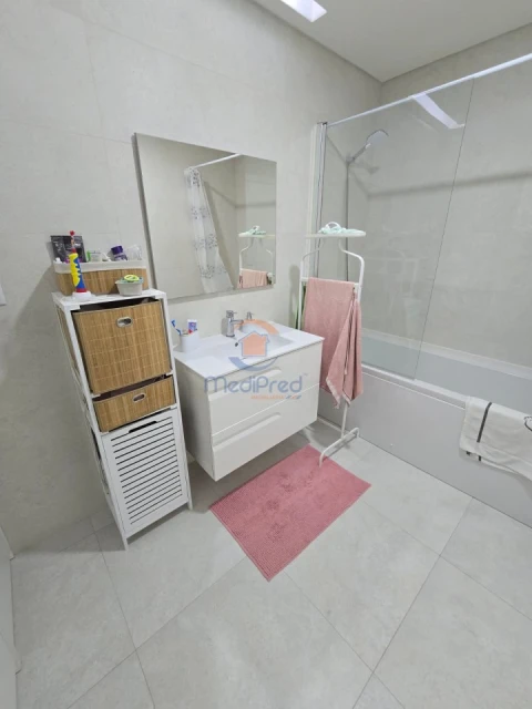 Apartamento T2 para Venda em Pontinha e Famões
