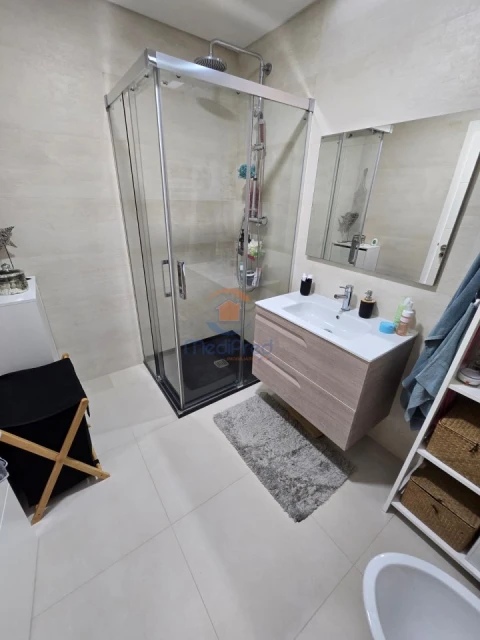 Apartamento T2 para Venda em Pontinha e Famões