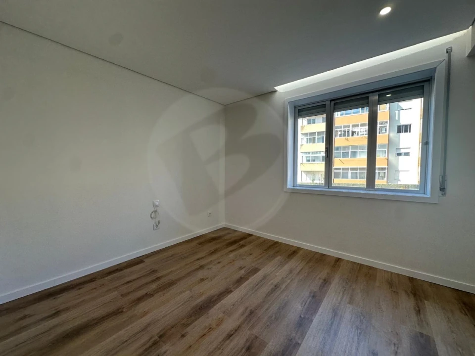 Apartamento T4 para Venda em Póvoa de Varzim, Beiriz e Argivai Foto 7