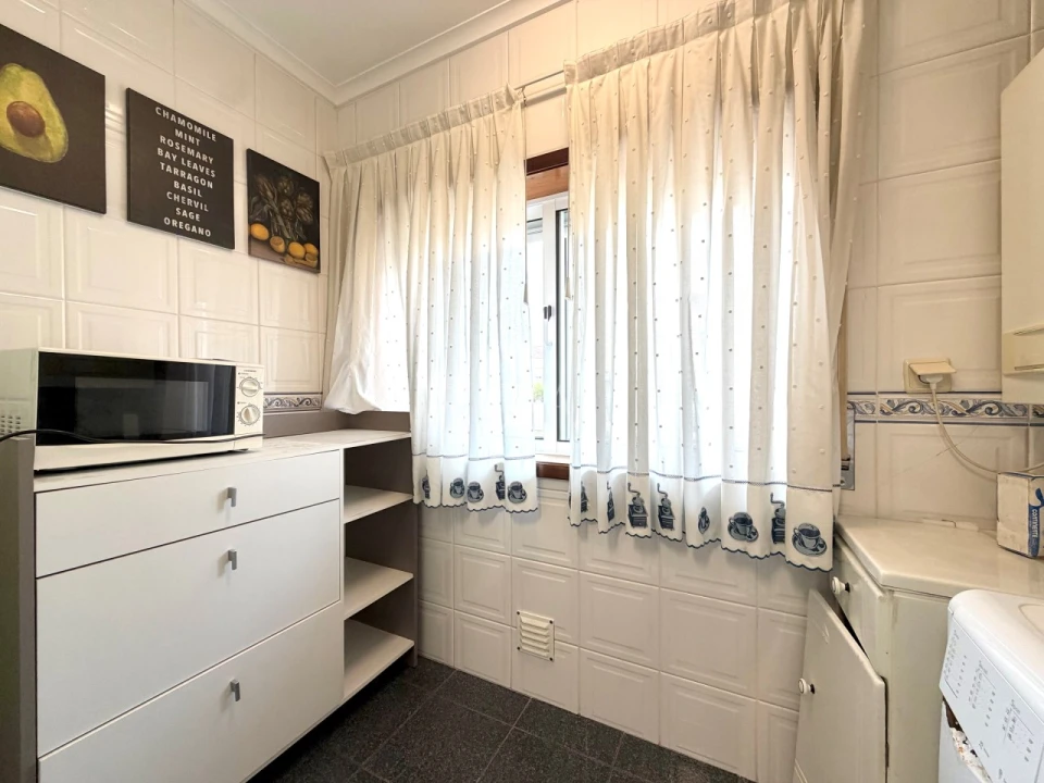 Apartamento T2 para Arrendamento em Gulpilhares e Valadares Foto 26