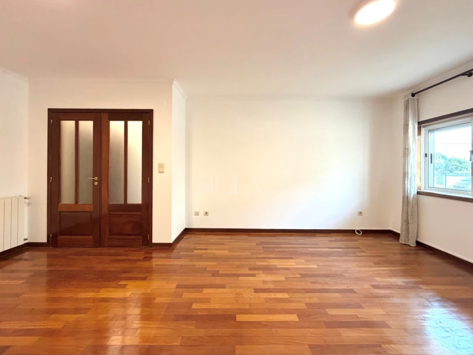 Apartamento T2 para Arrendamento em Gulpilhares e Valadares Foto 4