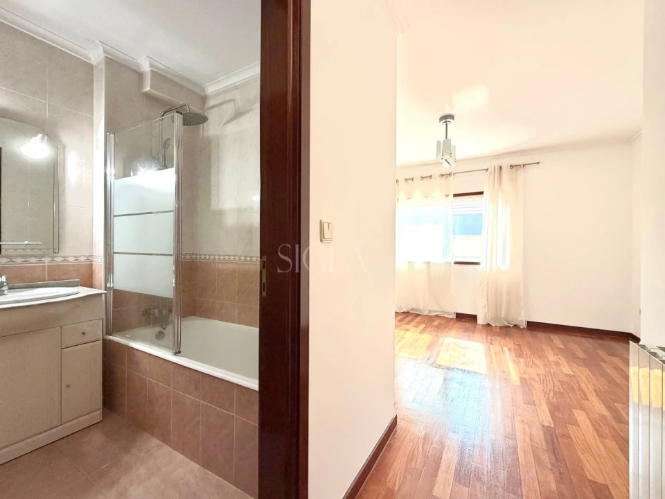 Apartamento T2 para Arrendamento em Gulpilhares e Valadares Foto 16