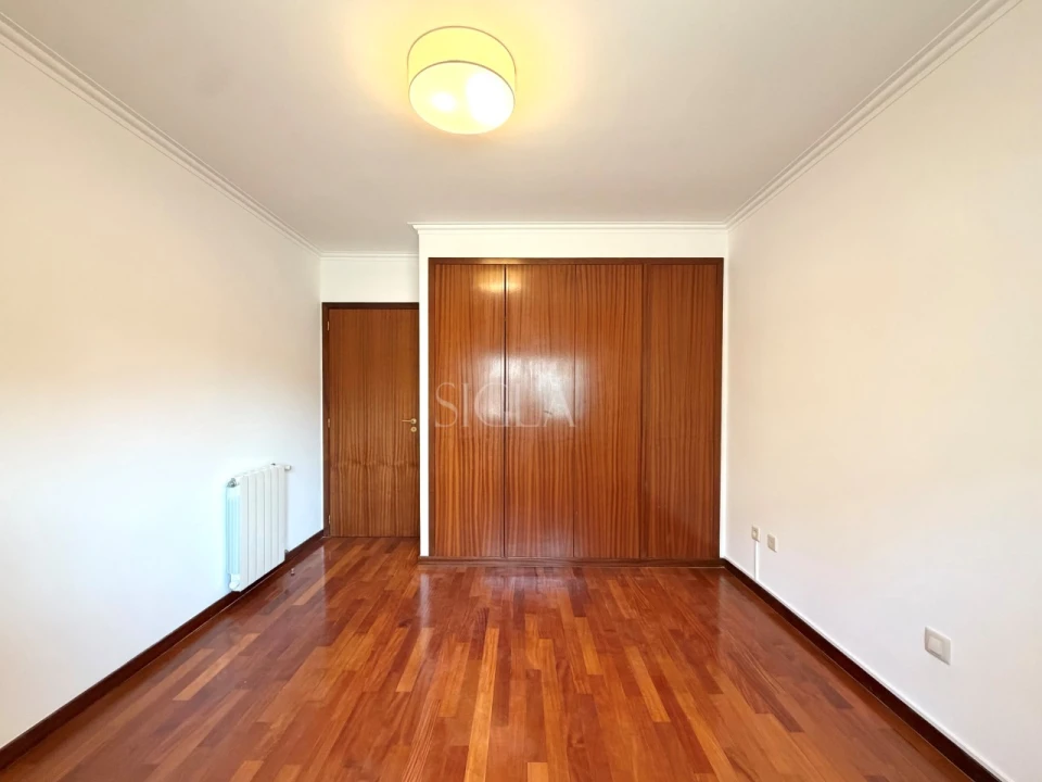 Apartamento T2 para Arrendamento em Gulpilhares e Valadares Foto 19