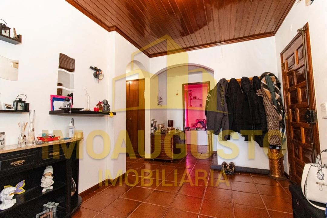 Apartamento T3 para Venda em Guarda Foto 8