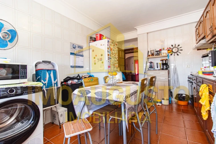 Apartamento T3 para Venda em Guarda Foto 3