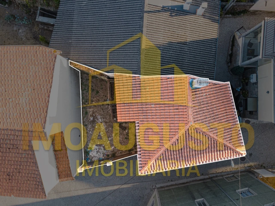 Moradia T1 para Venda em Adão Foto 3