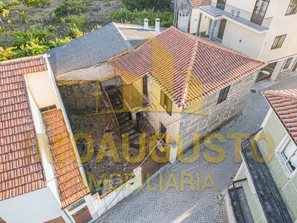 Moradia T1 para Venda em Adão Foto 4