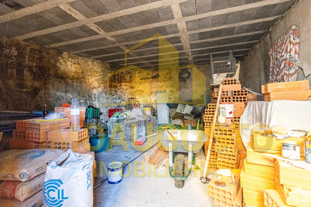 Moradia T1 para Venda em Adão Foto 5