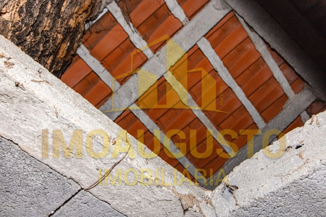 Moradia T1 para Venda em Adão Foto 10