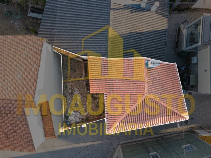 Moradia T1 para Venda em Adão Foto 3
